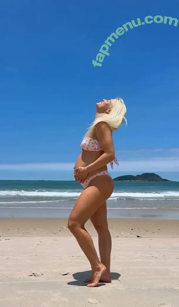 Tatiana Weston-Webb nude photo #0152 (tatiwest)