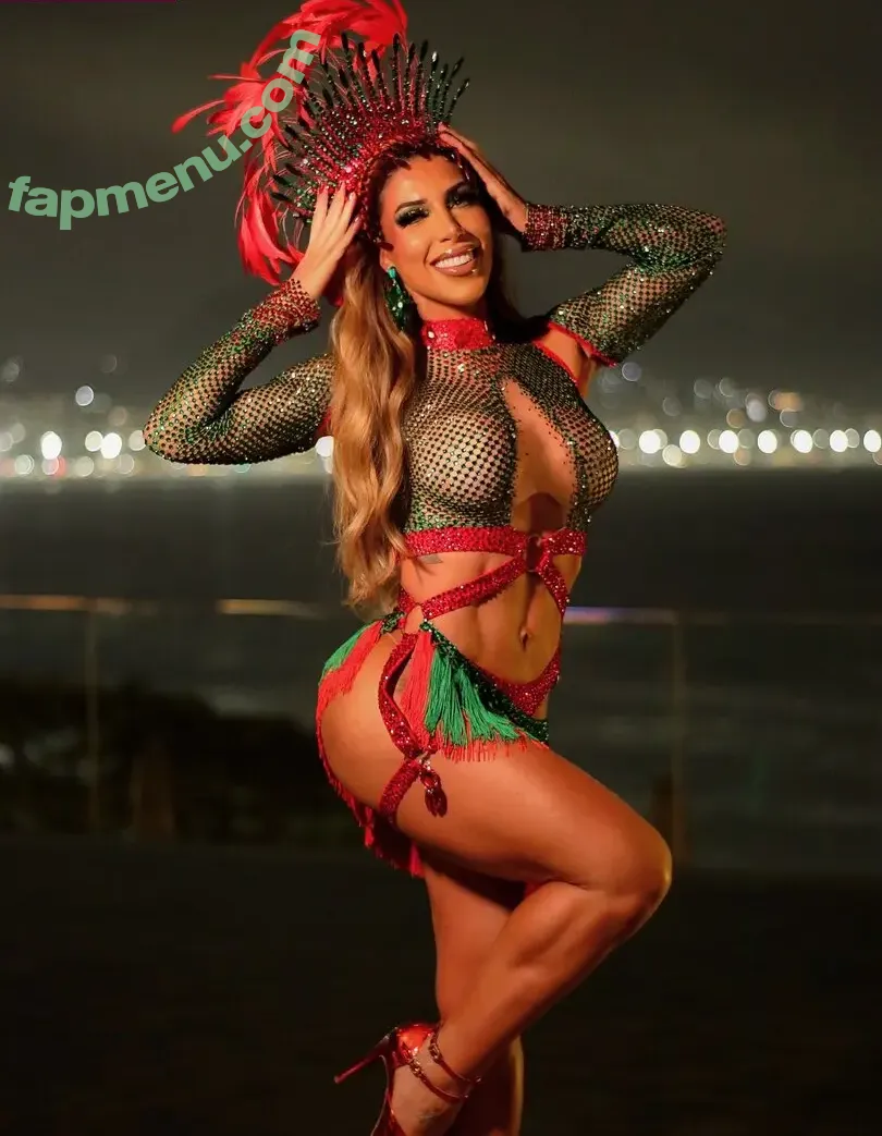 Tatiane Minerato nude photo #0163 (tatiminerato)