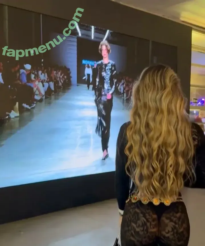 Tatiane Minerato nude photo #0174 (tatiminerato)