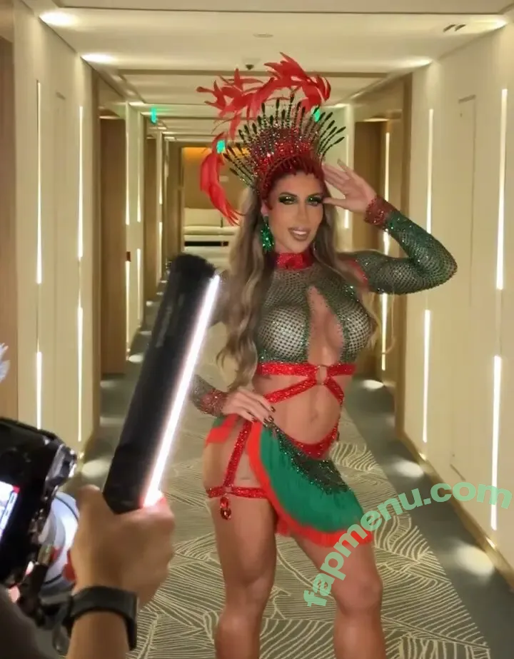 Tatiane Minerato nude photo #0187 (tatiminerato)