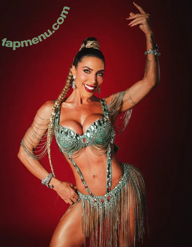 Tatiane Minerato nude photo #0194 (tatiminerato)