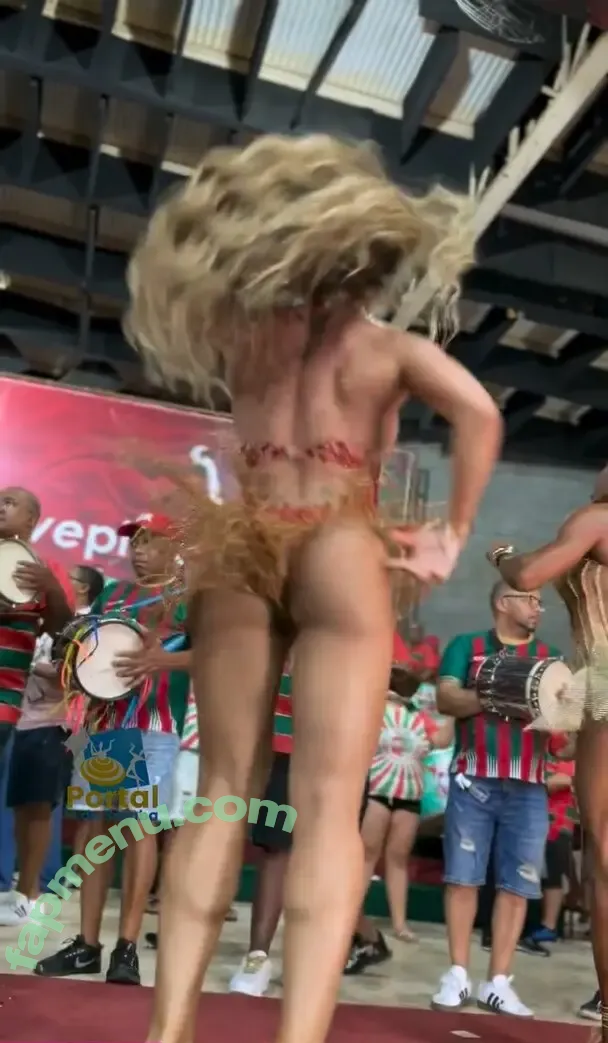 Tatiane Minerato nude photo #0213 (tatiminerato)