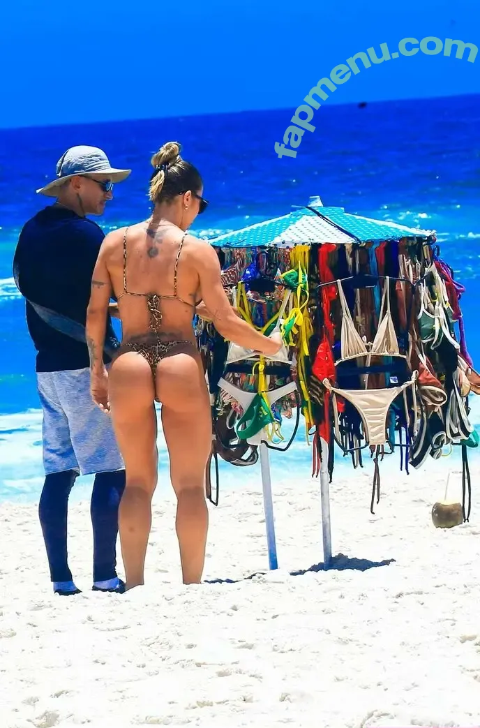 Tatiane Minerato nude photo #0224 (tatiminerato)