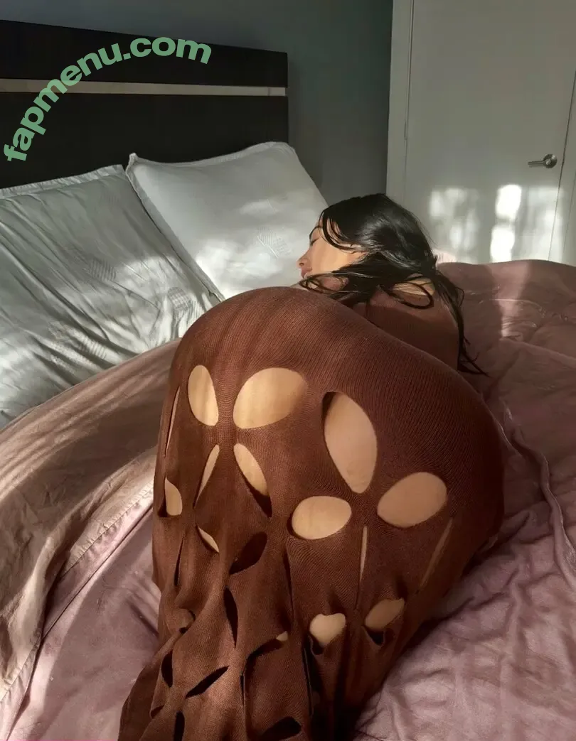 tatibloomxo nude photo #0022 (tatibloomxo)
