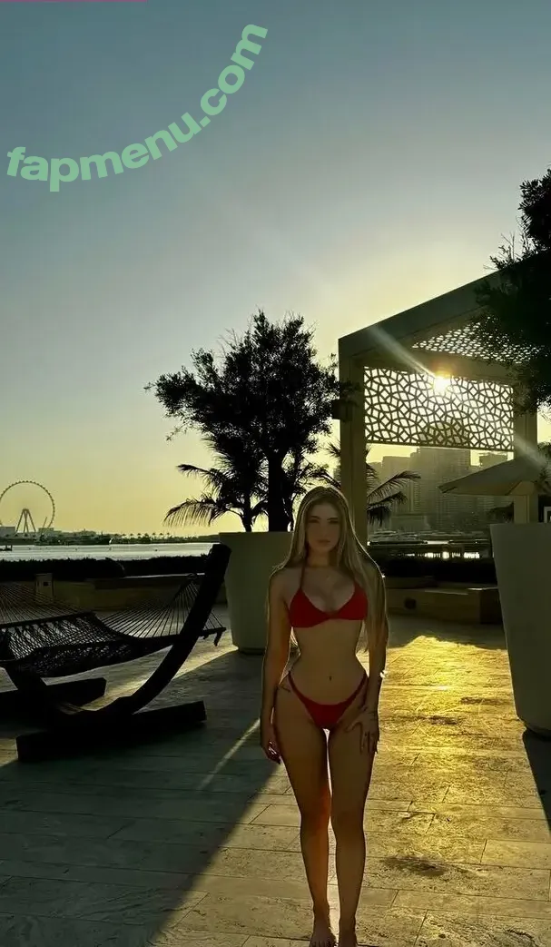 Tatiele Martins nude photo #0007 (beautifullady)