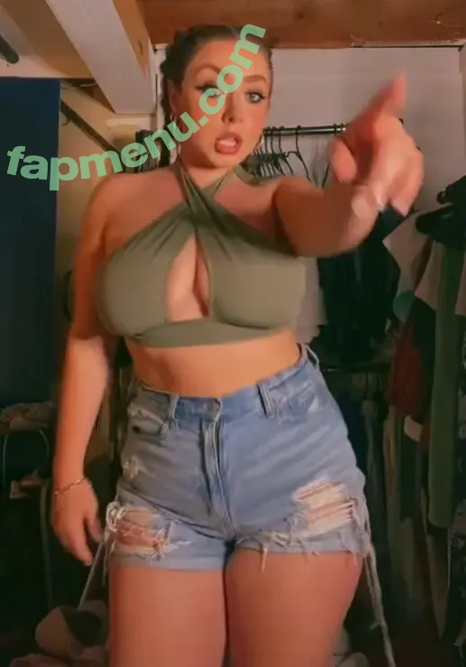 tatortay22 nude photo #0002 (Tator Tay / Taylor Paige)