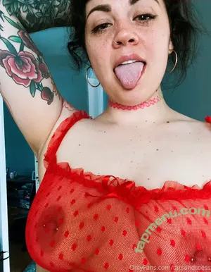 TatsAndToess nude photo #0018