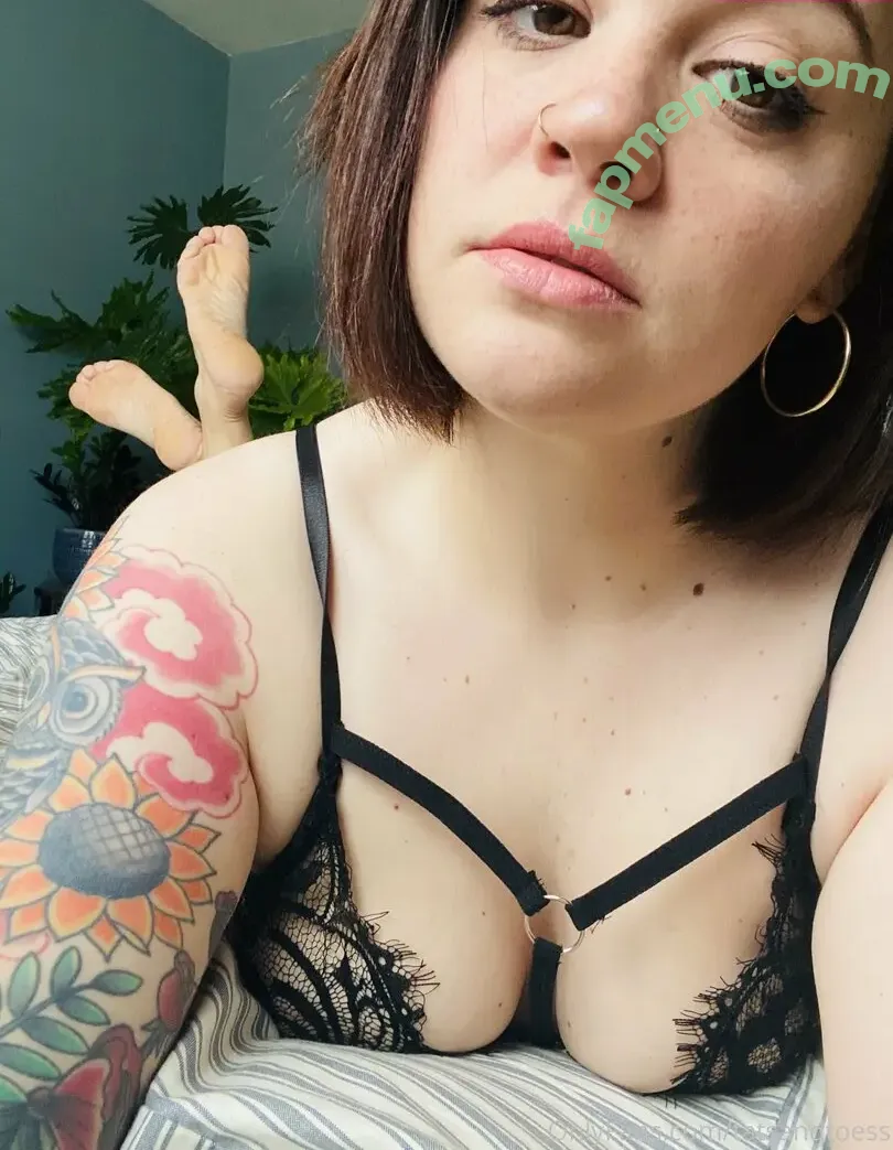 TatsAndToess nude photo #0020 (TatsAndToess)