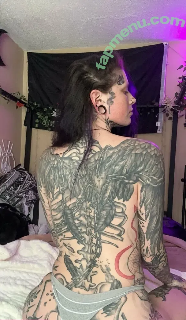 Tatt Tits nude photo #0028 (tatts_n_tits / titty.tatt)