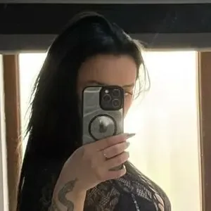 tattedgirllia / tattedgirlll9000 nude photo #0026