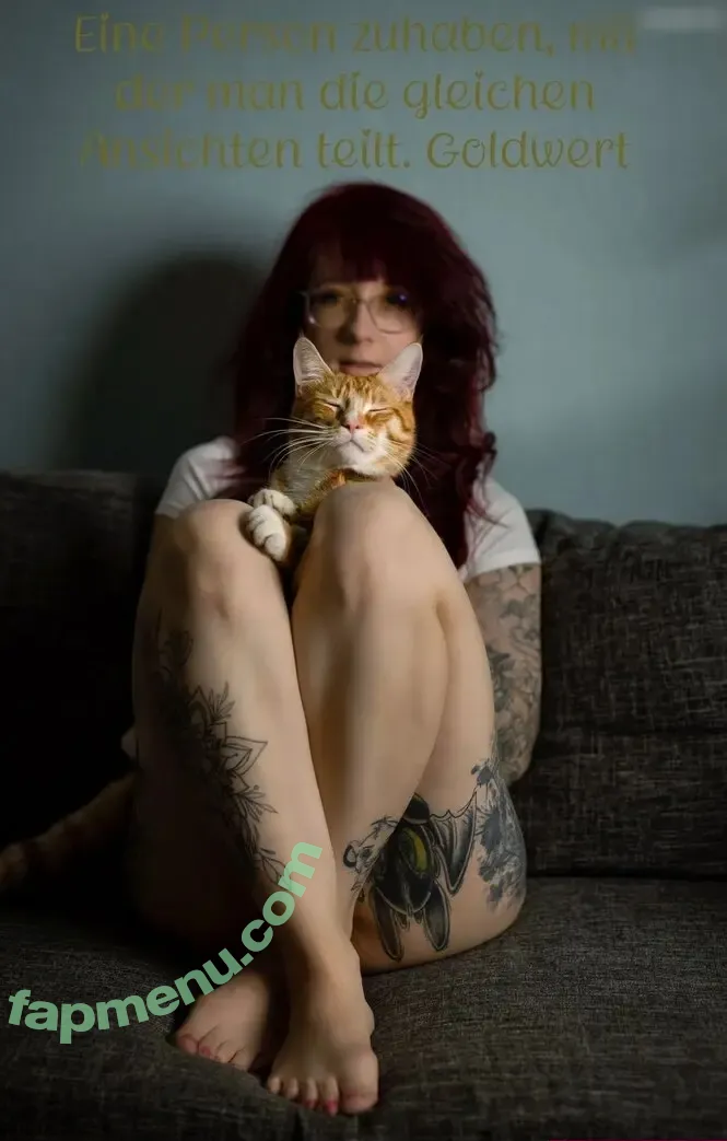 tattooed_redhead nude photo #0033 (inkedredheads)