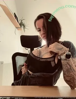 tattooedselene / tattedselenex nude photo #0012