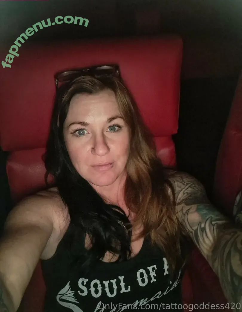 tattoogoddess420 nude photo #0003 (tattoogoddessjess)