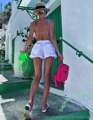 Tatyana Deriabina / people / tania_nixyiasebe12 / tatiana84511388 / tatianaderiabina / tatianaderiabina2 nude photo #0051