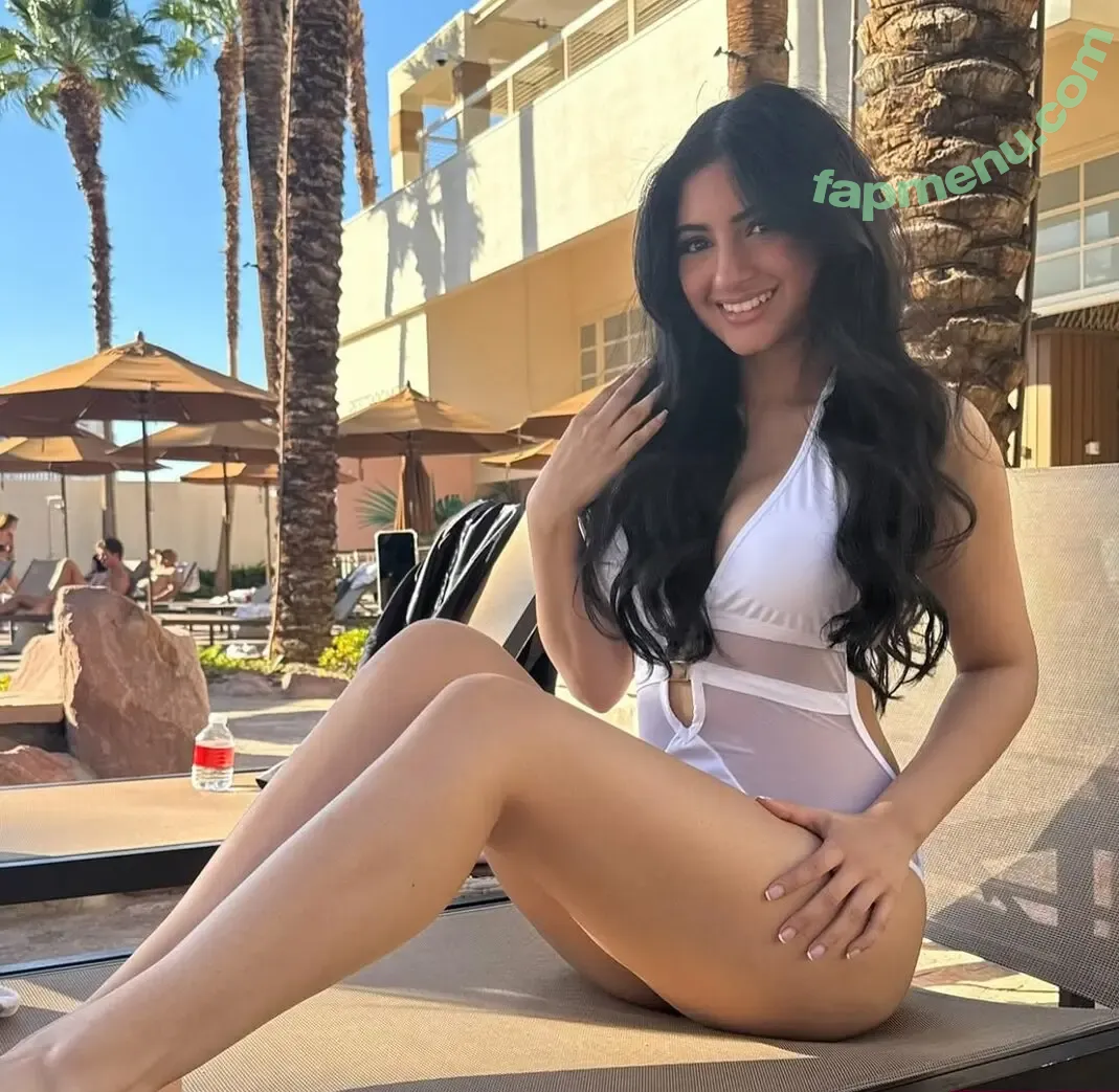 Tavi Gandhi nude photo #0018 (tavi895_)