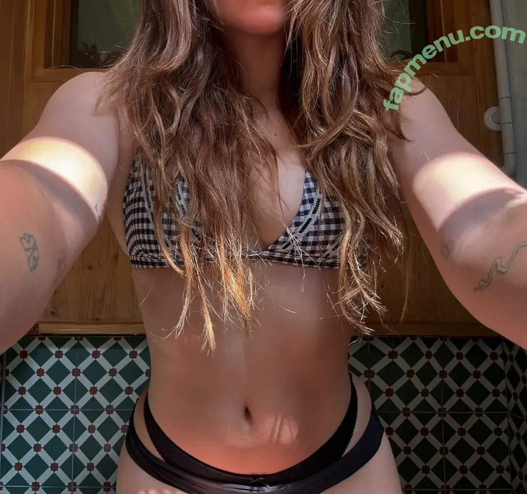 Tavia Bonetti nude photo #0011 (taviabonetti)