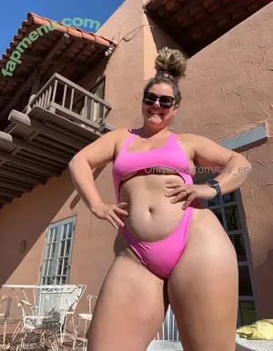 Tay_Energy / that.taylored.energy nude photo #0066