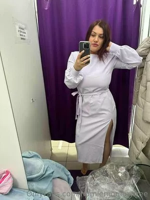 taya_bliss / @taya.blisss / taya_blissvip nude photo #0039