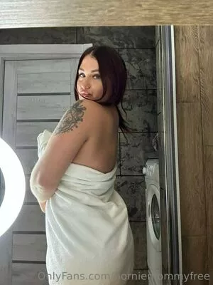 taya_bliss / @taya.blisss / taya_blissvip nude photo #0060
