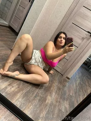taya_bliss / @taya.blisss / taya_blissvip nude photo #0080