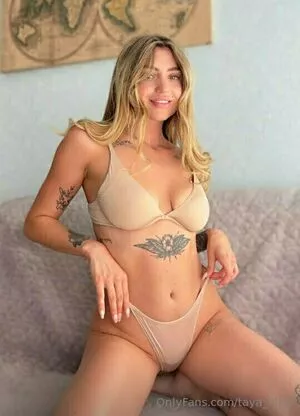 taya_bliss / @taya.blisss / taya_blissvip nude photo #0144