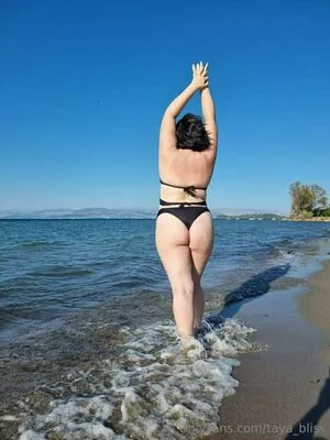 taya_bliss / @taya.blisss / taya_blissvip nude photo #0175