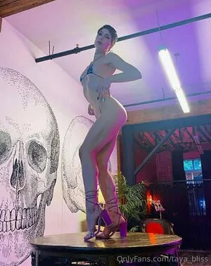 taya_bliss / @taya.blisss / taya_blissvip nude photo #0258