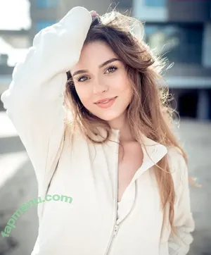 Taya Miller / Tayamillerr / taya_miller / tayamiller nude photo #0547