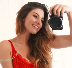 Taya Miller / Tayamillerr / taya_miller / tayamiller nude photo #0571