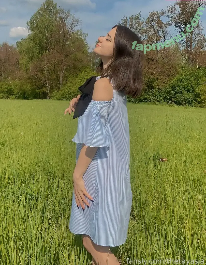 Taya Sia nude photo #0036 ( / Thetayasia)