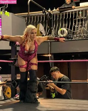 Taya Valkyrie / tayathegoddess / thetayavalkyrie nude photo #1088