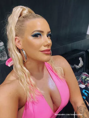 Taya Valkyrie / tayathegoddess / thetayavalkyrie nude photo #1125