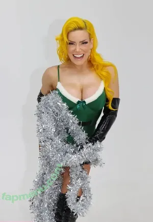 Taya Valkyrie / thetayavalkyrie nude photo #1288