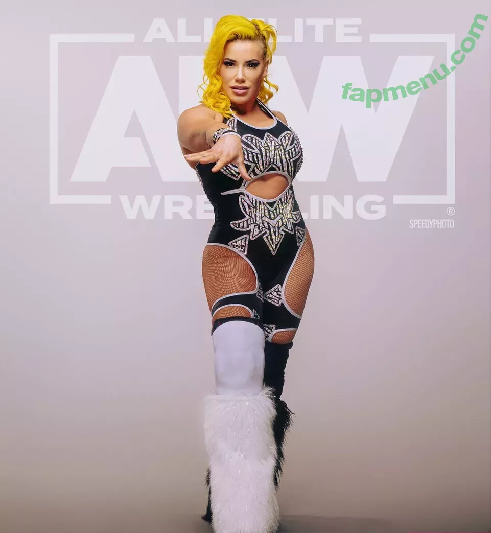 Taya Valkyrie nude photo #1137 (tayathegoddess / thetayavalkyrie)