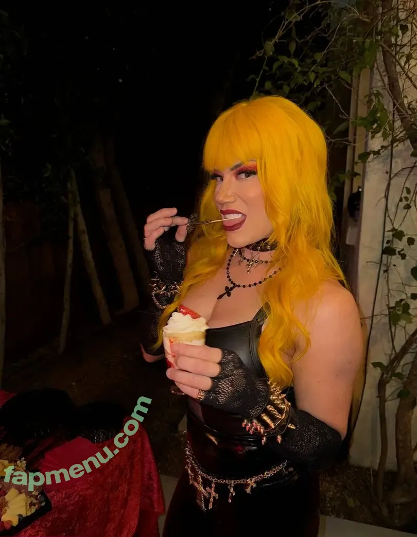 Taya Valkyrie nude photo #1285 (thetayavalkyrie)