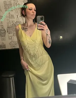  nude photo #0005