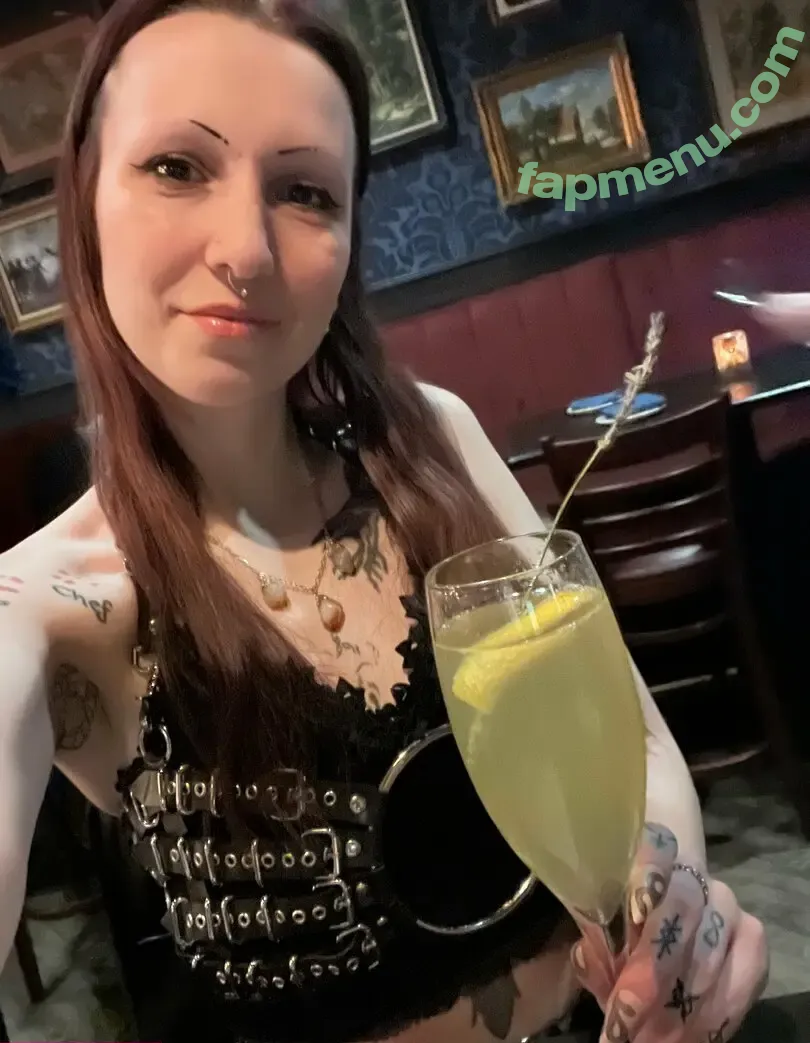 taydertoxic nude photo #0014 (taydertoxic)