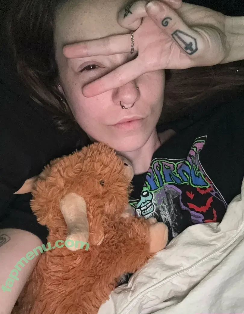 taydertoxic nude photo #0032 (taydertoxic)