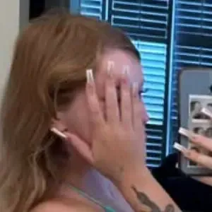 Taykxsav nude photo #0003