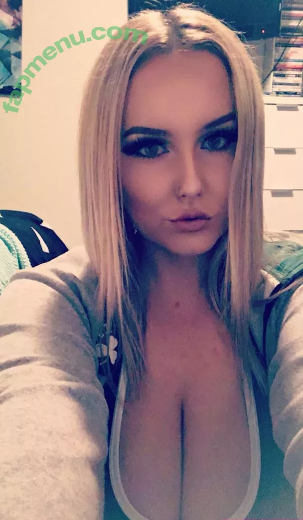 Tayla Cooper nude photo #0159 (ravebabe___ / taylacooper___)