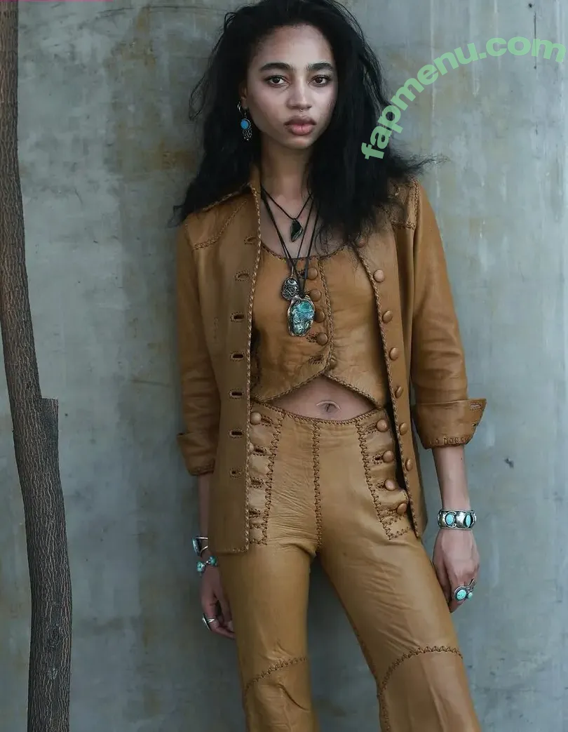 Tayler Buck nude photo #0022 (taylerbbuck)