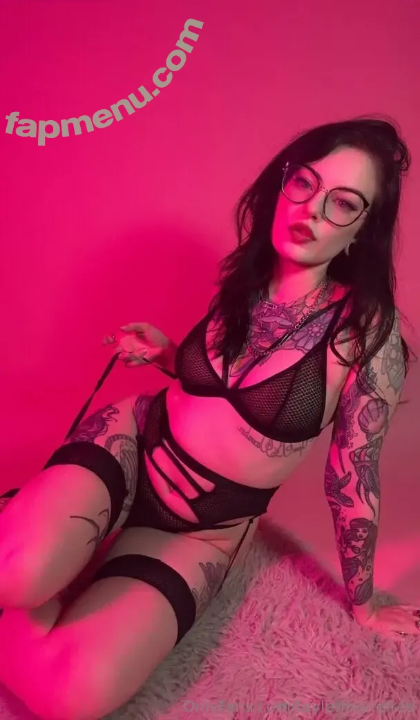 taylermariefree nude photo #0003 (taylormariefreed)
