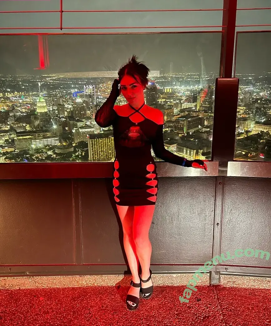 taylien nude photo #0011 (tay_energy / taylienxp)