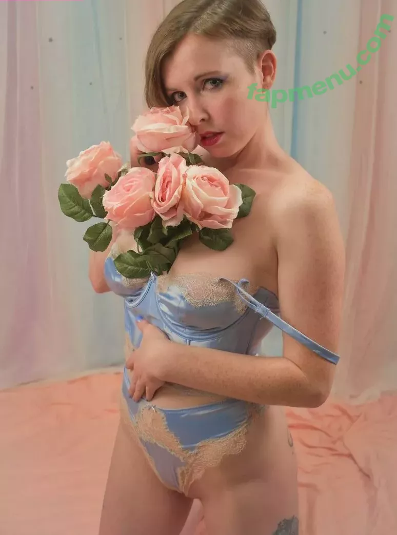 Tayliss Forge nude photo #0066 (taylissforge)