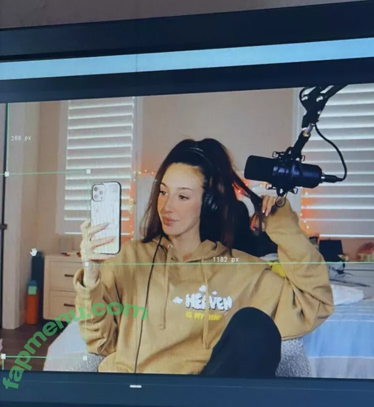 Taylor Alesia nude photo #0388 (alesiataylorxxx / tayloralesia)