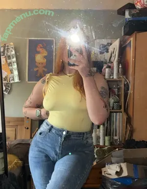 Taylor Hutchings / thutch29 nude photo #0203