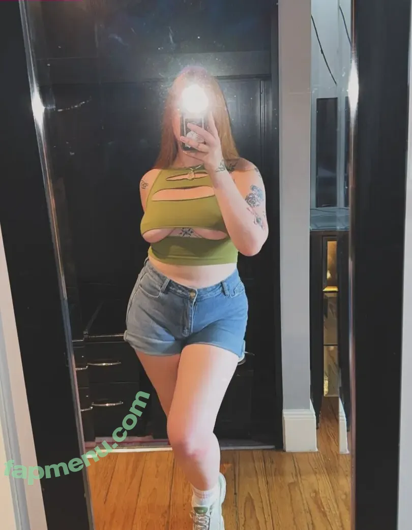 Taylor Hutchings nude photo #0195 (thutch29)