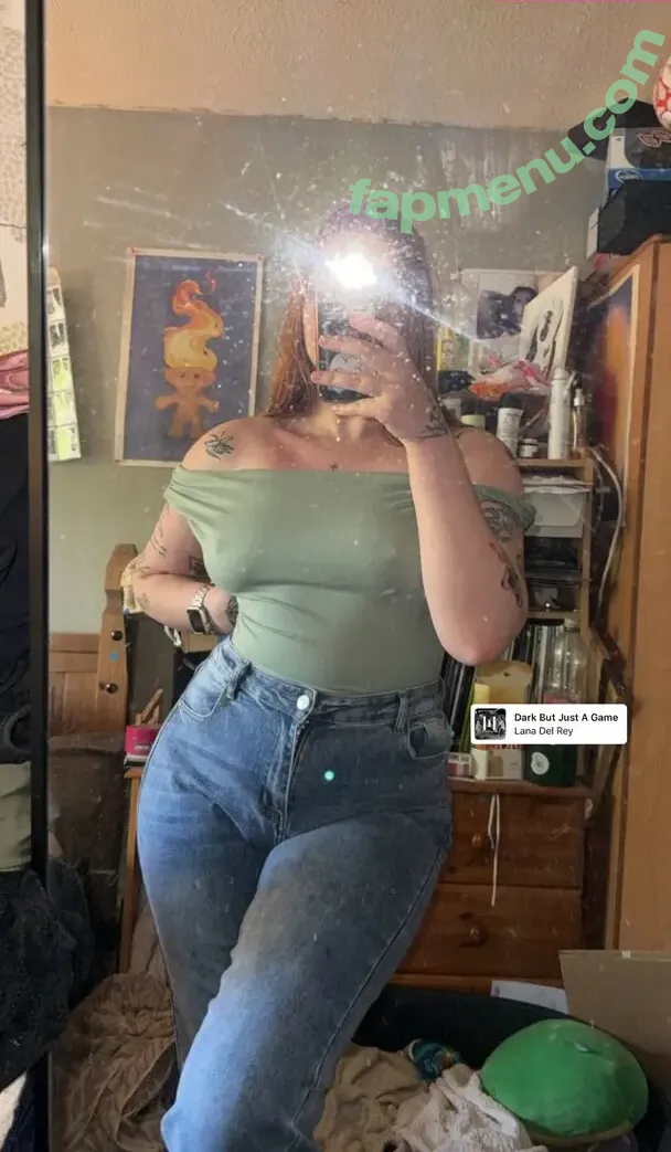 Taylor Hutchings nude photo #0199 (thutch29)