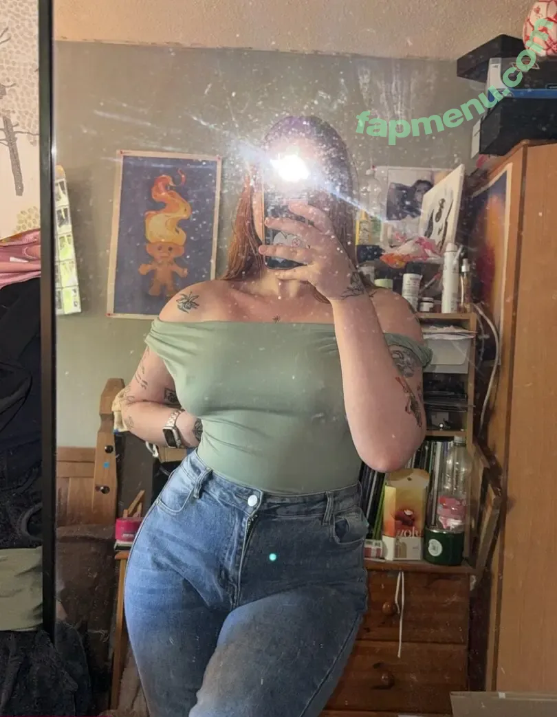 Taylor Hutchings nude photo #0202 (thutch29)