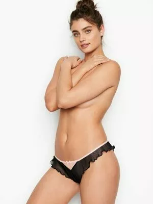 Taylor Marie Hill / taylerhillss / taylor_hill nude photo #0025